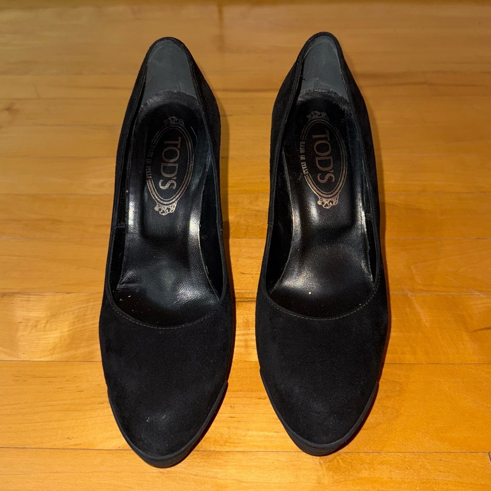 Tod’s Suede Heels